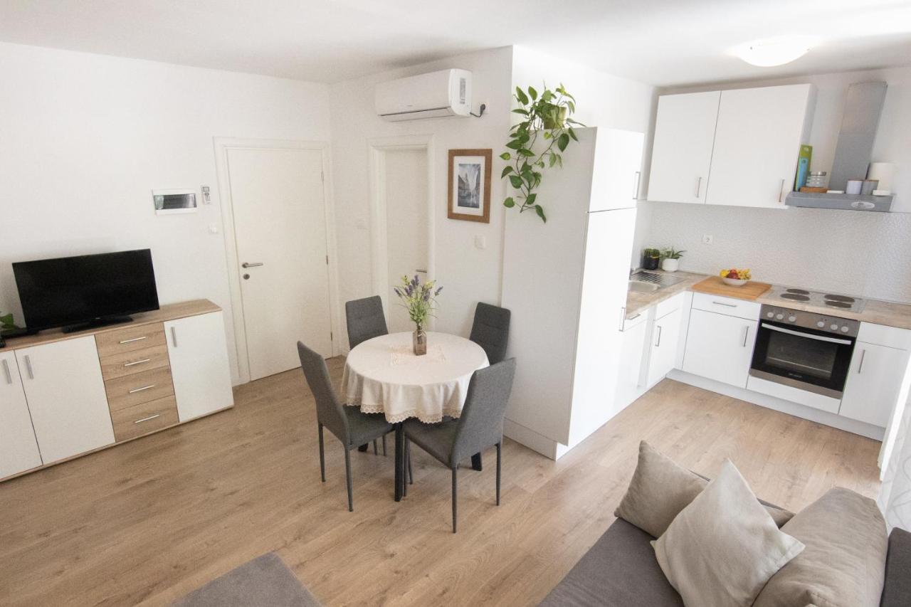 Apartman Grepo Makarska Ngoại thất bức ảnh