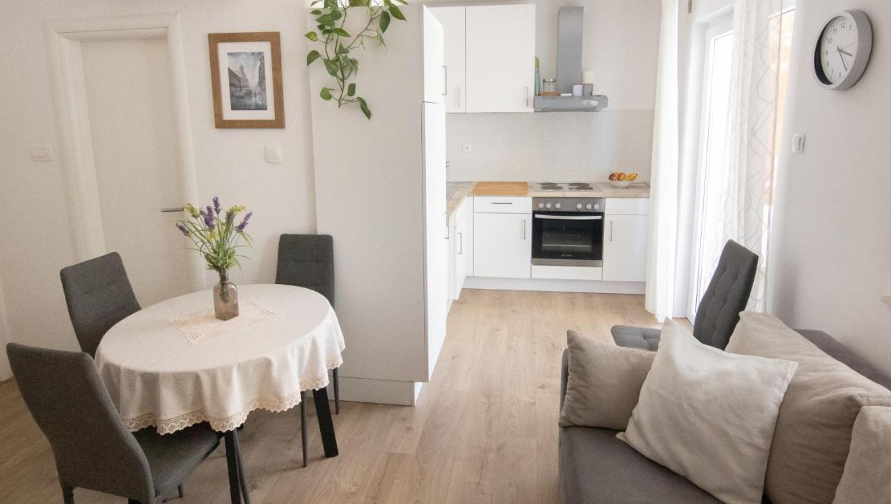 Apartman Grepo Makarska Ngoại thất bức ảnh
